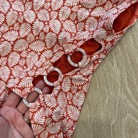 LOFT Beach Palm Ring One Piece Swimsuit - Picture 6 of 13